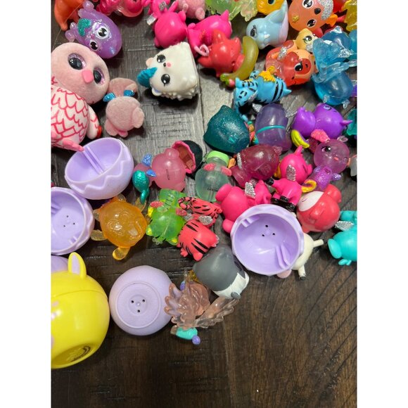 Hatchimals CollEGGtibles Surprise Toy Figures Lot With Accessories - Picture 6 of 8